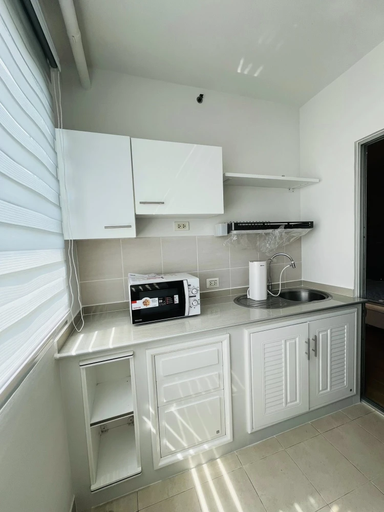 For rent: Supalai Park Kaset, Studio room, digital lock, convenient, safe, high floor, beautiful night view, reserve now!