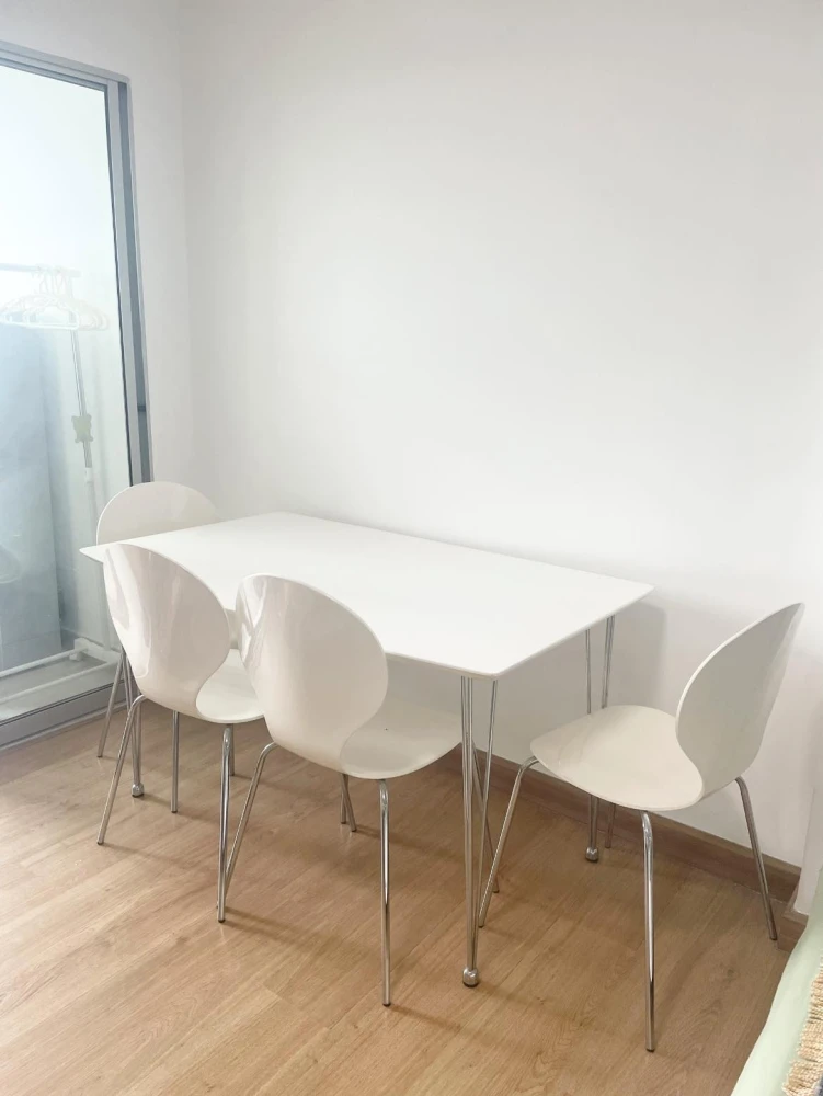 For rent: Supalai Park Kaset, studio room, 35 sq.m., 4th floor, Building B, fully furnished. Don't miss out!