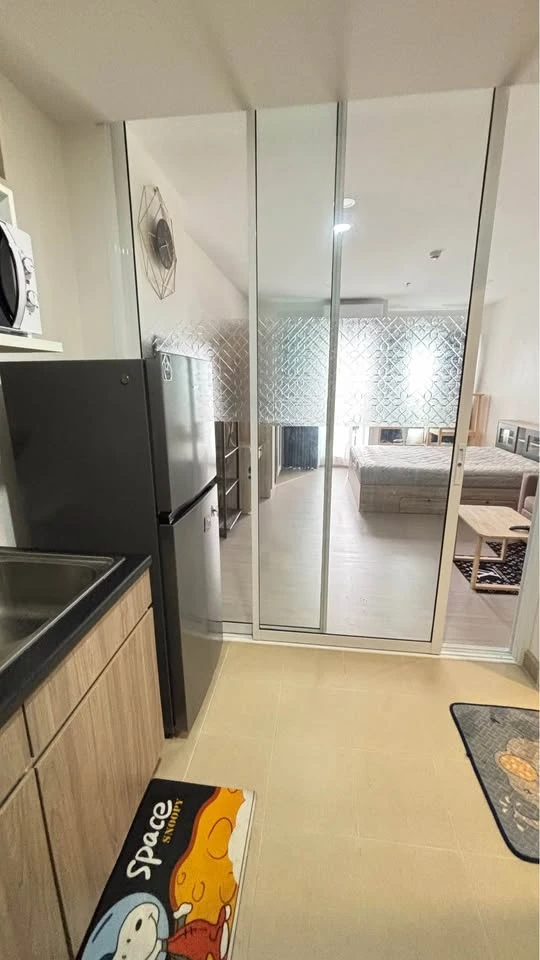 For rent: Supalai Park, Fai Chai Intersection, 20th floor, very high, great breeze, fully furnished, don't miss it.