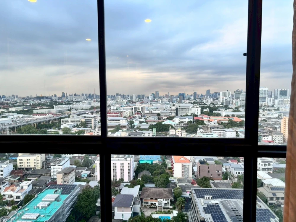 For rent: Supalai Premier Ratchathewi, high floor, open view, good ventilation, next to the elevator, convenient transportation, fully furnished.
