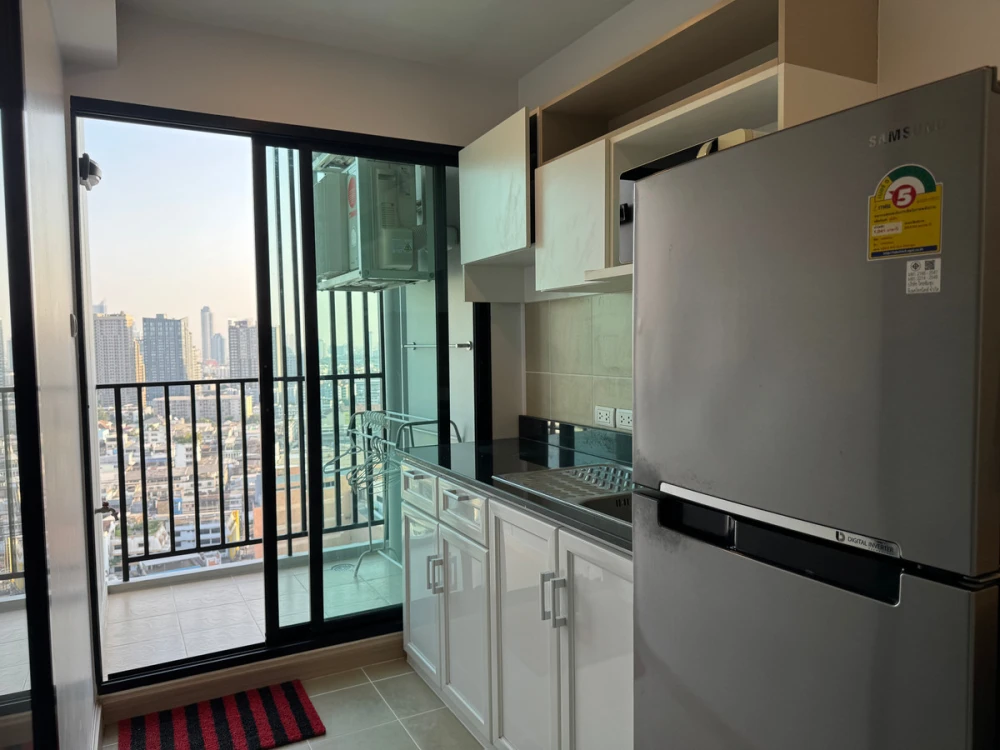 For rent, Supalai Loft Prachathipok-Wongwian Yai, 21st floor, beautiful view room, fully furnished, book now, don't miss it.
