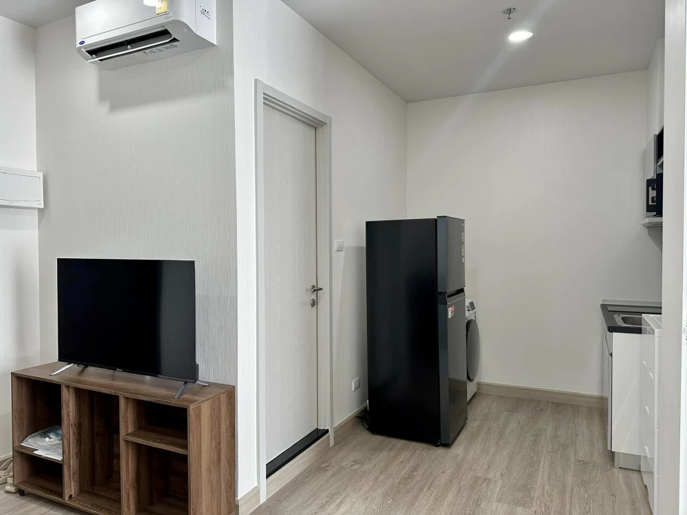 For rent: Supalai Loft, Phasi Charoen Station, 19th floor, Fully Furnished, nice to live in, book now, urgently.