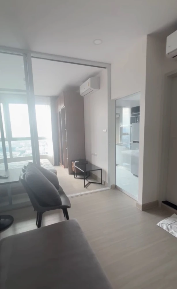 For rent Supalai Loft Sathorn-Ratchaphruek.