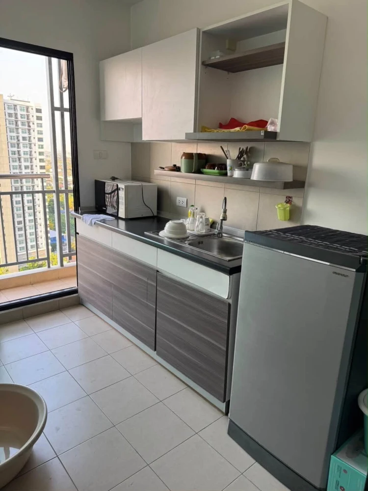 For rent: Supalai Loft Chaengwattana, 20th floor, excellent ventilation, fully furnished. Book now!