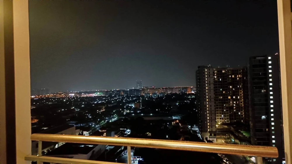 For rent: Supalai Loft Chaengwattana, 20th floor, excellent ventilation, fully furnished. Book now!