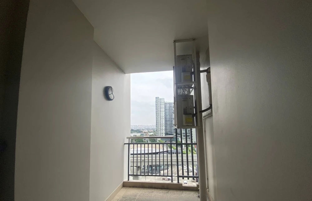 For rent, Supalai Loft Chaengwattana, fully furnished, 10th floor, complete amenities, good price, reserve now.