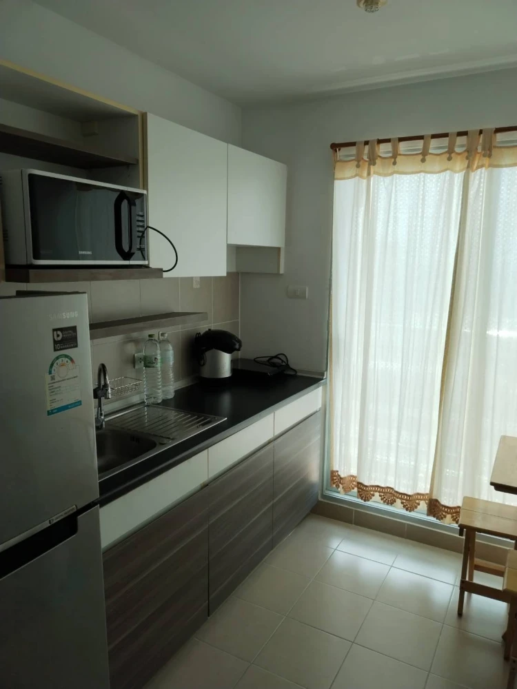 For rent: Supalai Vista Sriracha - Laem Chabang Port Intersection, high floor studio room, swimming pool view, Pattaya, Bang Lamung, cool weather all