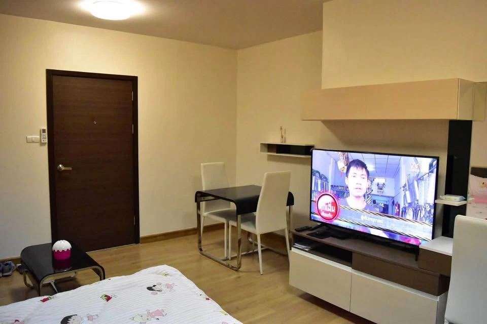 For rent Supalai Vista Sriracha - Laem Chabang Port Intersection Studio room, 6th floor, swimming pool view, full facilities, book now