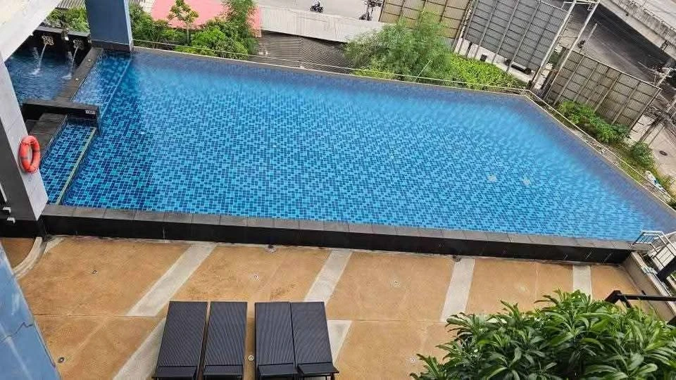 For rent: Supalai Vista Sriracha - Laem Chabang Port Intersection, studio room, fully furnished with furniture and appliances, pool view, reservation