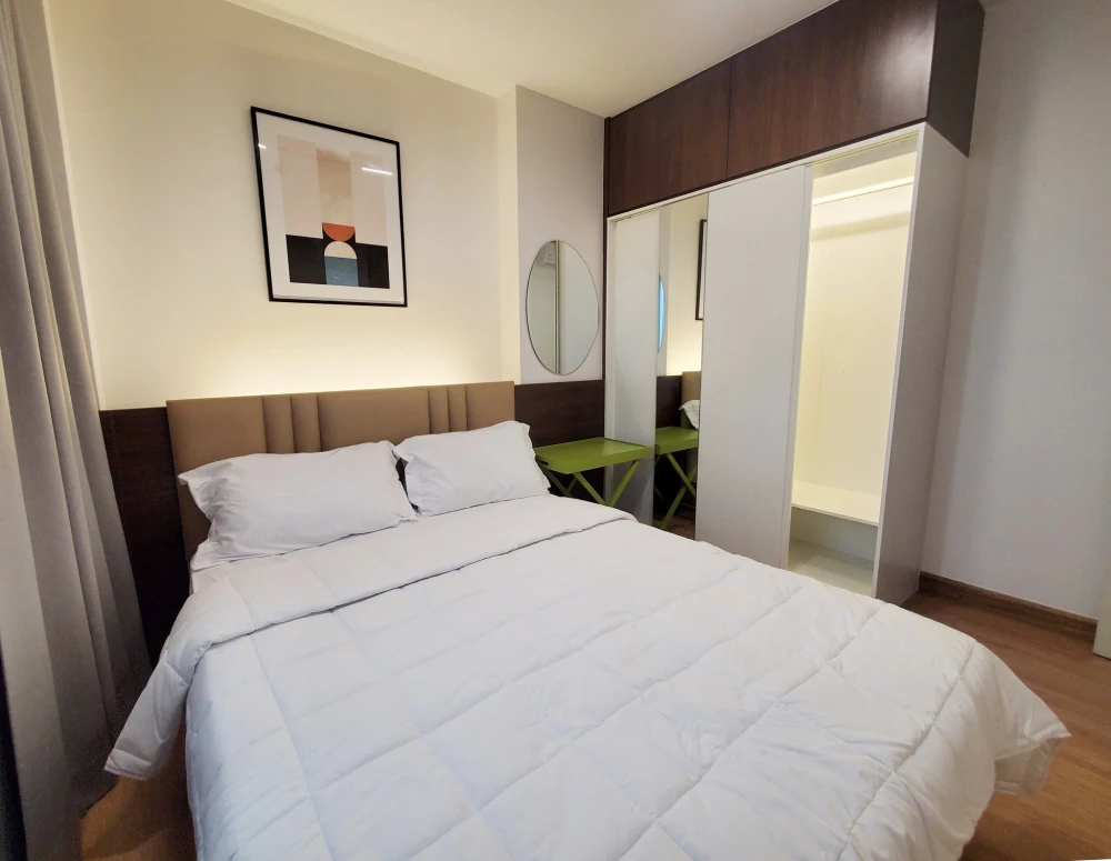For rent: Supalai Vista, Pak Kret Intersection, 9th floor, corner room, spacious, complete facilities, you shouldn't miss it.