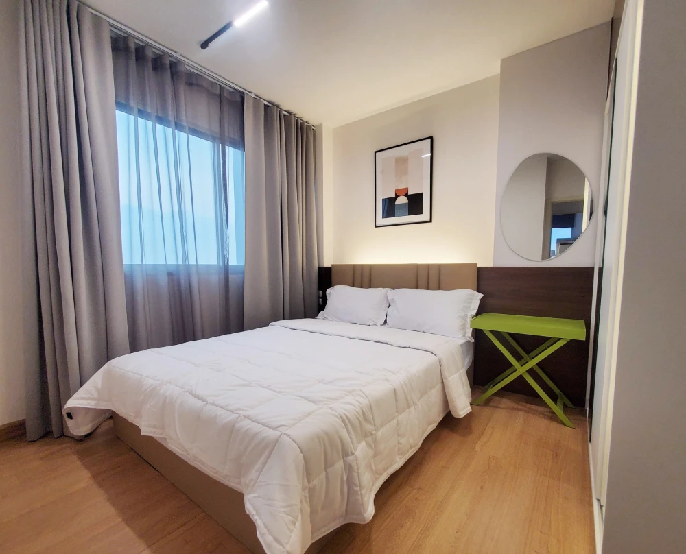 For rent: Supalai Vista, Pak Kret Intersection, 9th floor, corner room, spacious, complete facilities, you shouldn't miss it.