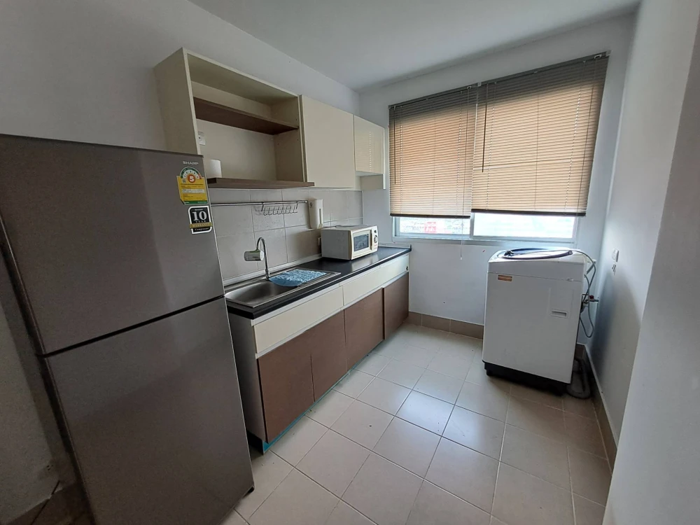 For rent: Supalai Vista, Pak Kret Intersection, spacious room, comfortable living, complete with furniture and appliances, ready to move in.