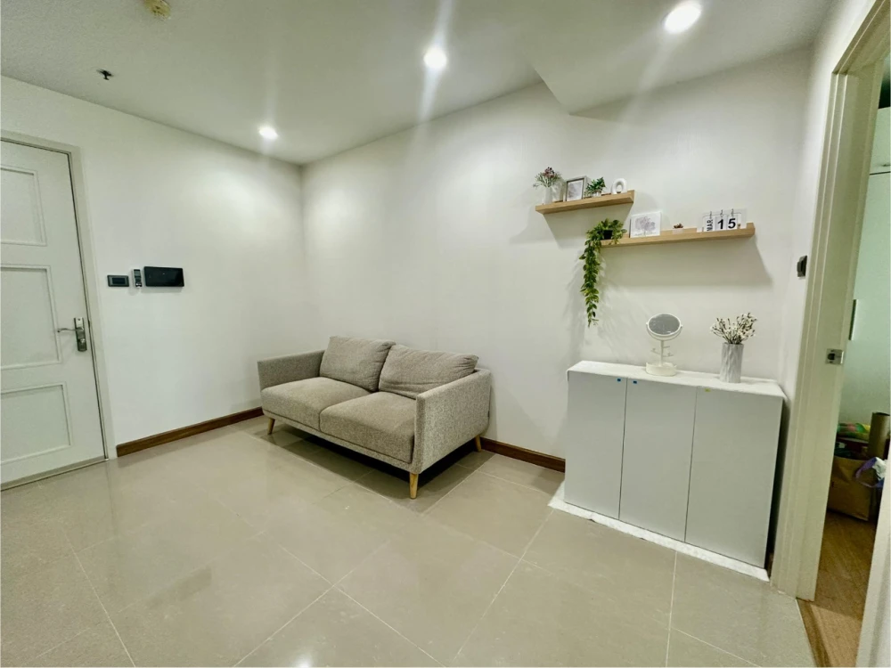 For rent Supalai Wellington 2, very spacious room, city view, cool breeze all day, no sun shining into the room in the morning and afternoon, don't mi
