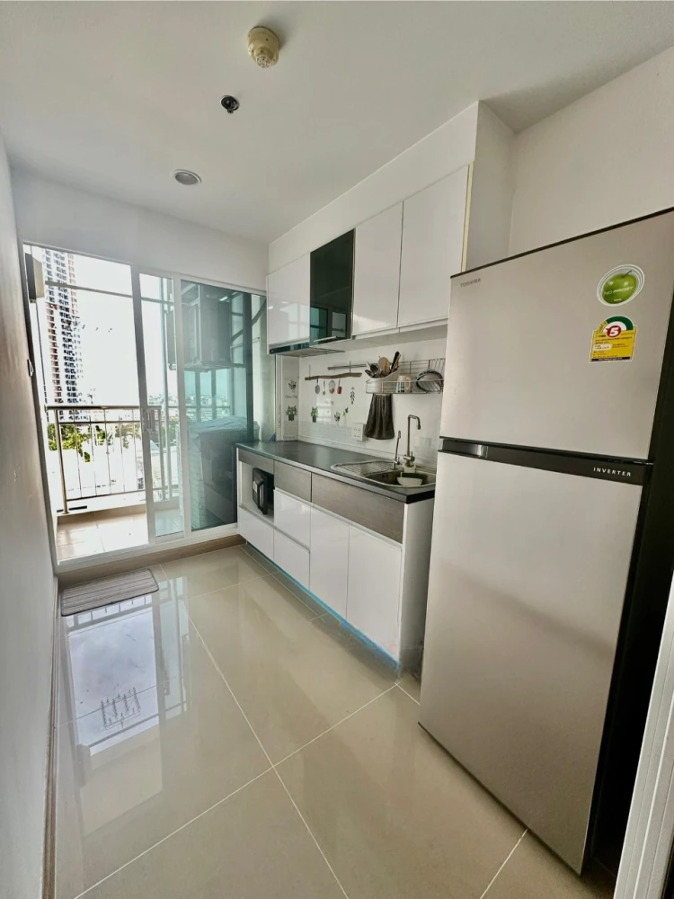 For rent Supalai Wellington 2, very spacious room, city view, cool breeze all day, no sun shining into the room in the morning and afternoon, don't mi