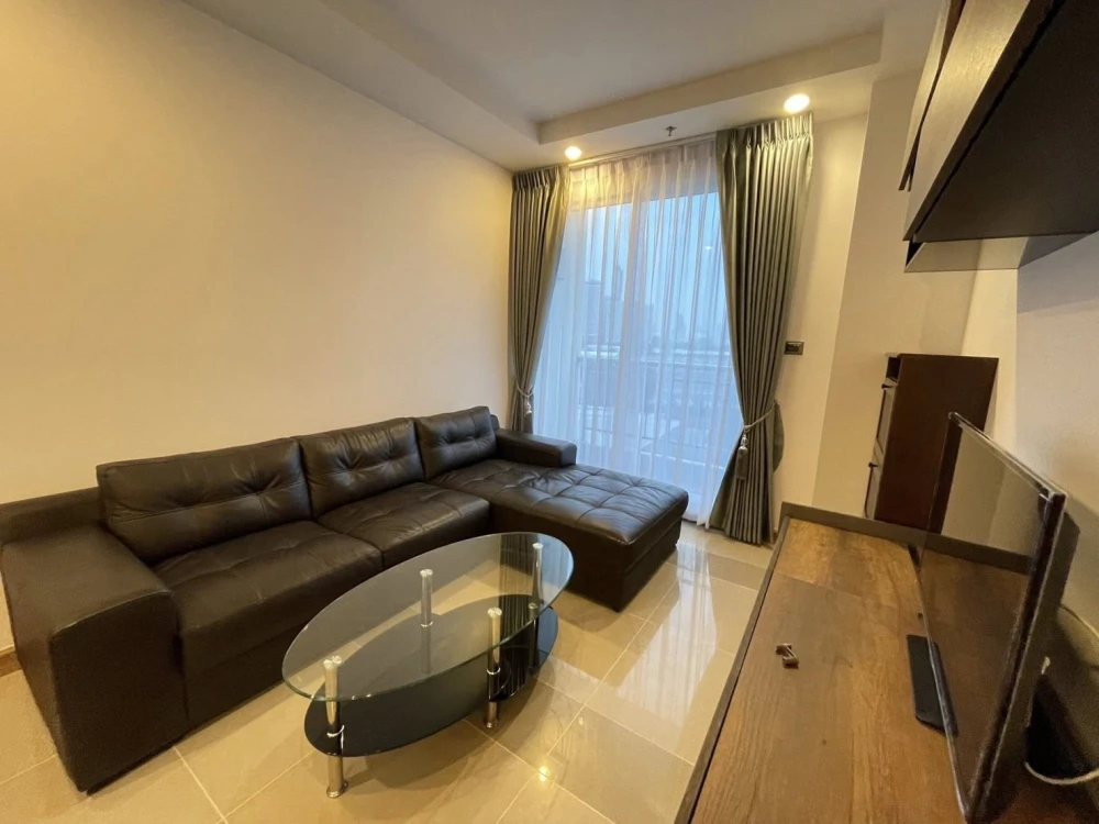 For rent Supalai Wellington, spacious room, large sofa, comfortable to sit on, fully decorated, hurry up and grab it.
