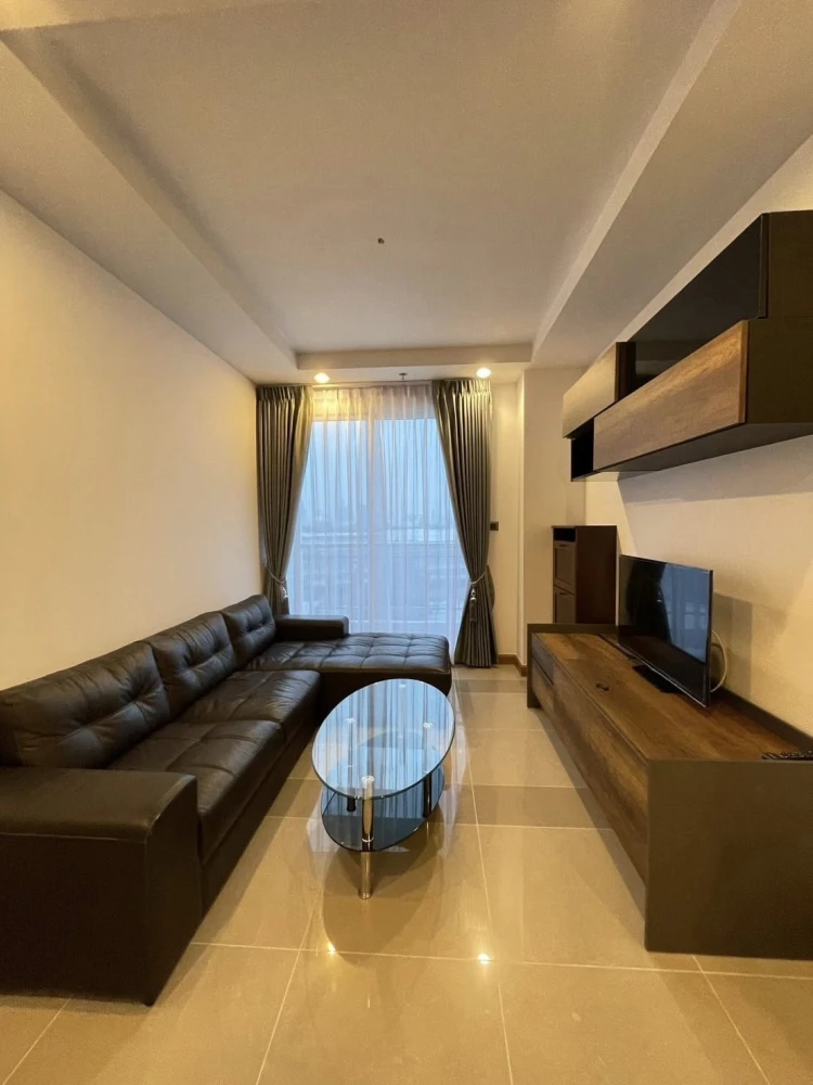 For rent Supalai Wellington, spacious room, large sofa, comfortable to sit on, fully decorated, hurry up and grab it.