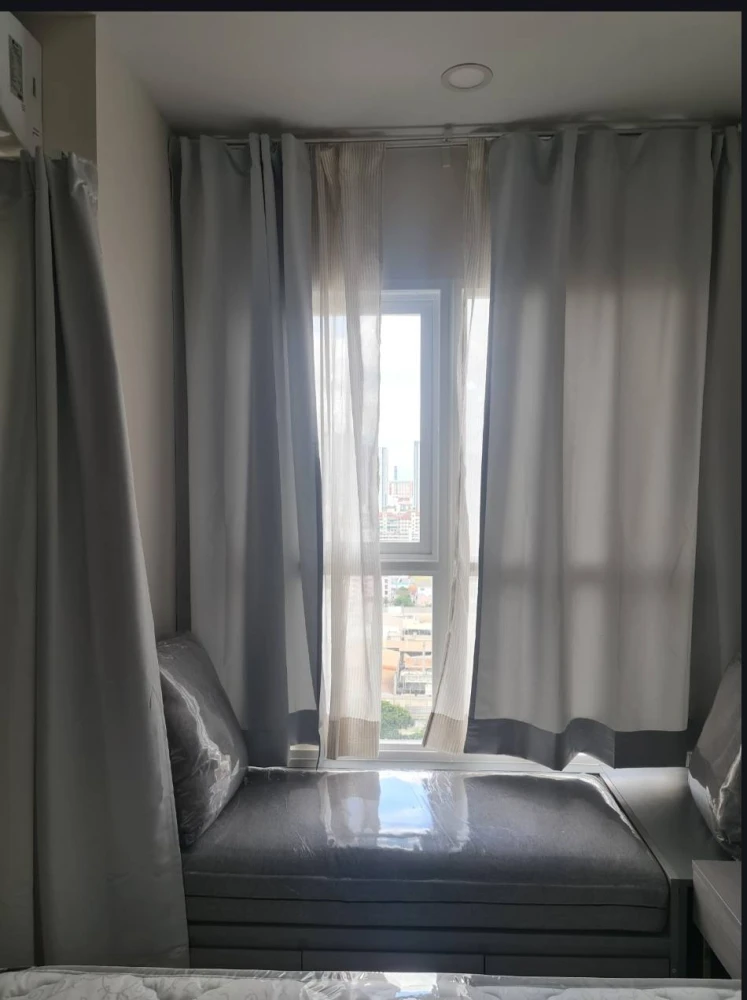 For rent: Supalai Veranda Ramkhamhaeng, 17th floor, view of Rajamangala Stadium, with gorgeous built-in furniture. Don't miss out!