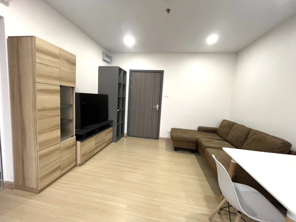 For rent: Supalai Veranda Ramkhamhaeng. Well-partitioned rooms with separate zones. Book yours today! Don't miss out!