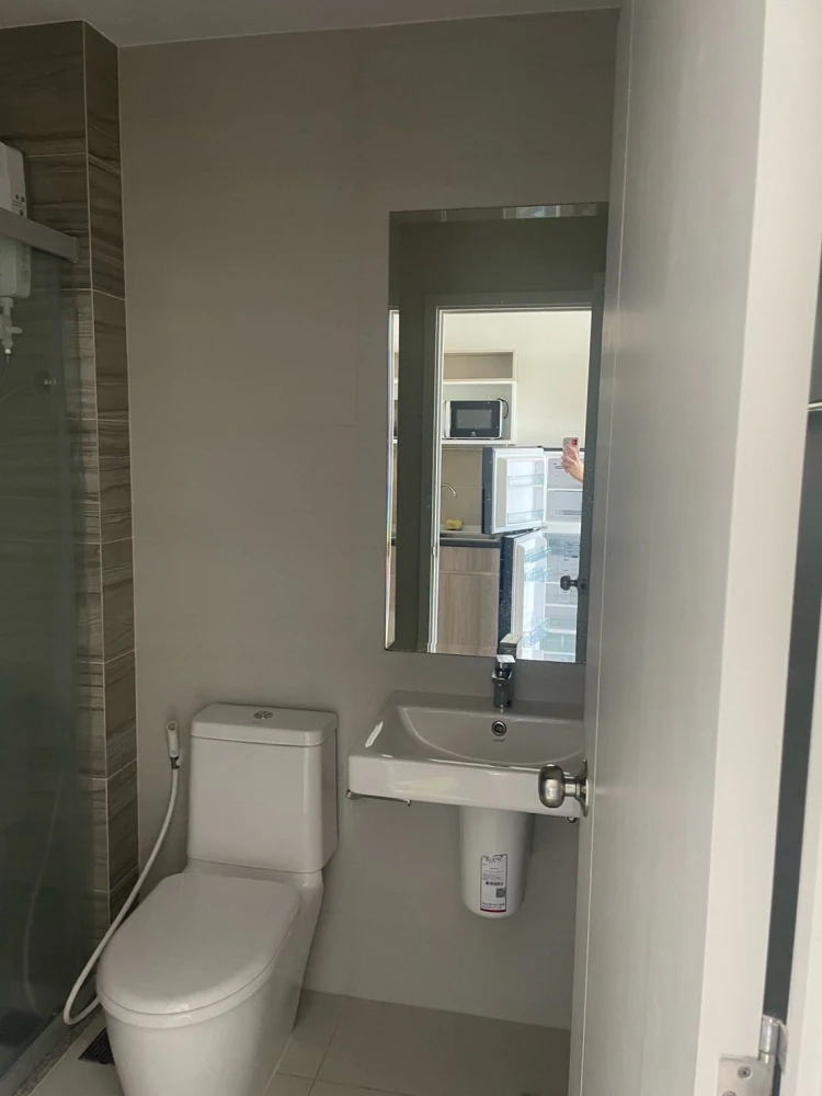 For rent: Supalai Veranda Ramkhamhaeng, high floor unit, very livable, fully furnished. Just bring your belongings and move in! Book now before it's t