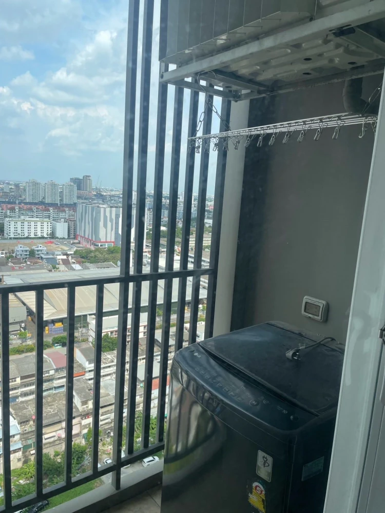 For rent: Supalai Veranda Ramkhamhaeng, high floor unit, very livable, fully furnished. Just bring your belongings and move in! Book now before it's t