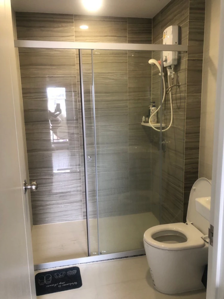 For rent: Supalai Veranda Ramkhamhaeng. Nicely decorated unit with high-quality built-in furniture. Everything you need is here. Book now before it's