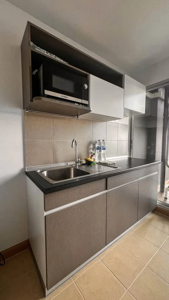 For rent Supalai Veranda Phasi Charoen Station, 21st floor, Building A, corner room, city view, no blocked view, interested, reserve now.