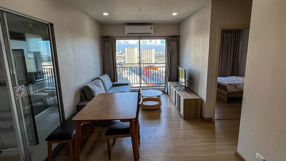 For rent Supalai Veranda Phasi Charoen Station, 21st floor, Building A, corner room, city view, no blocked view, interested, reserve now.