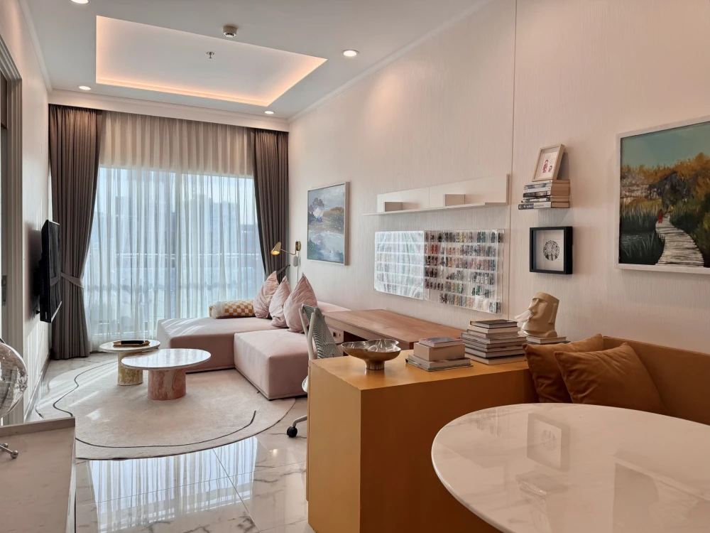 Supalai Elite Surawong for rent, sunset view from living room and bedroom, New Year's Eve fireworks from the condo! Book now!