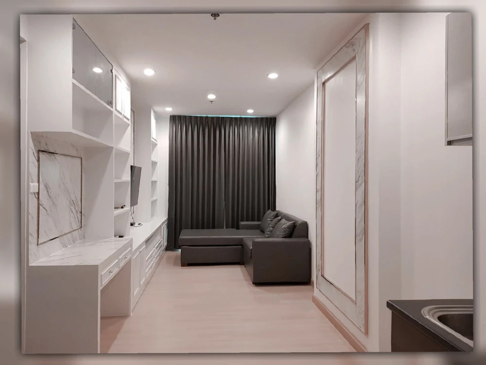 For rent: Supalai Lite Ratchada-Narathiwat-Sathorn, high floor unit, good ventilation, fully furnished. Book now before it's too late!