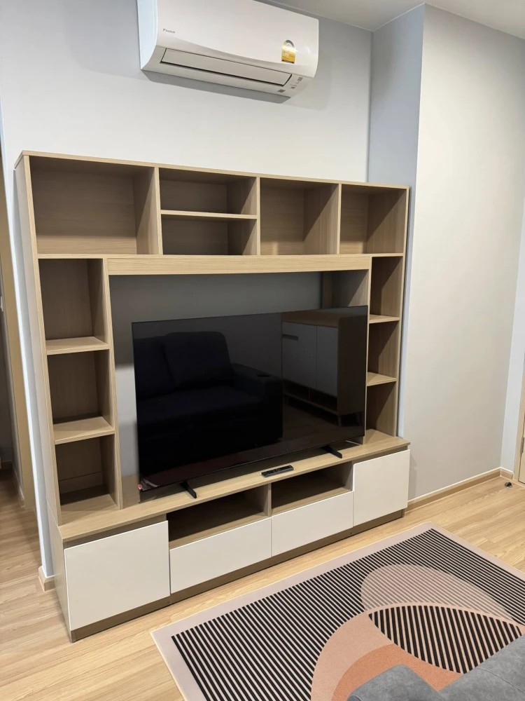 For rent: Skyrise Avenue Sukhumvit 64, 28 sq.m., 3rd floor, Building D. Fully furnished with all appliances; just bring your belongings and move in.