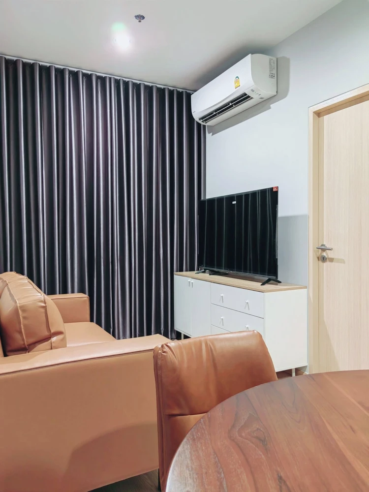 For rent: Skyrise Avenue Sukhumvit 64, unblocked view, facing the project's central area, fully furnished with electrical appliances. Hurry and book n