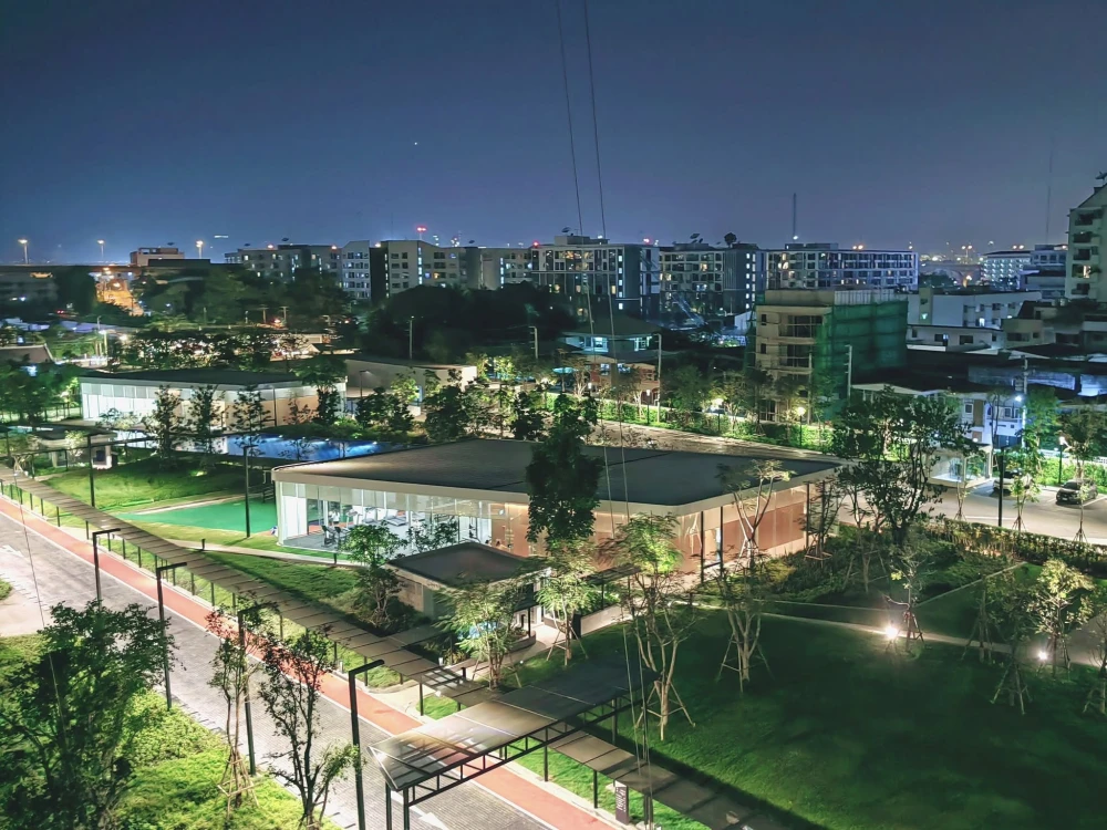 For rent: Skyrise Avenue Sukhumvit 64, unblocked view, facing the project's central area, fully furnished with electrical appliances. Hurry and book n