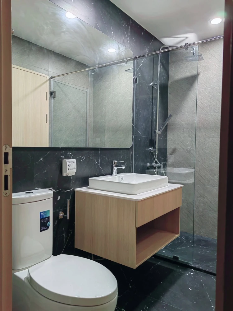For rent: Skyrise Avenue Sukhumvit 64, unblocked view, facing the project's central area, fully furnished with electrical appliances. Hurry and book n