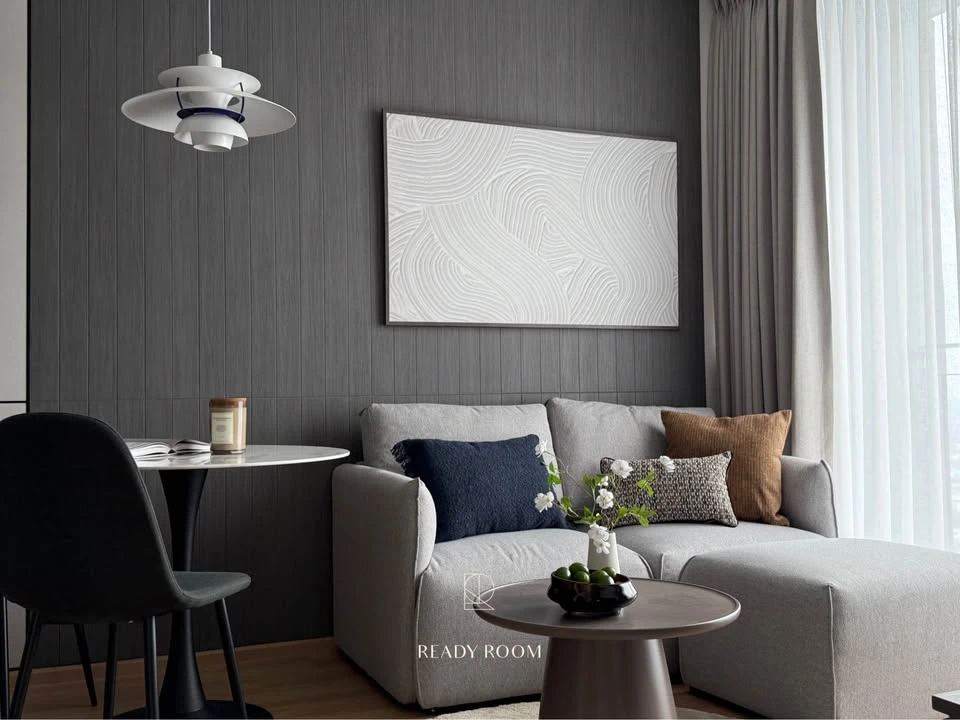 For rent: Skyrise Avenue Sukhumvit 64, room on the highest floor, fully furnished with built-in furniture, very beautiful, first come first served.