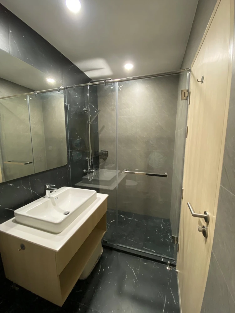 For rent: Skyrise Avenue Sukhumvit 64, 5th floor, size 34 sq m., well-proportioned rooms, don't miss out.