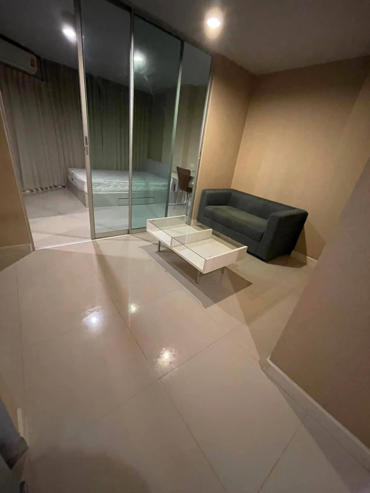 For rent: Swift Condo ABAC Bangna, 8th floor (top floor). Quiet and peaceful atmosphere, not crowded. Book now!