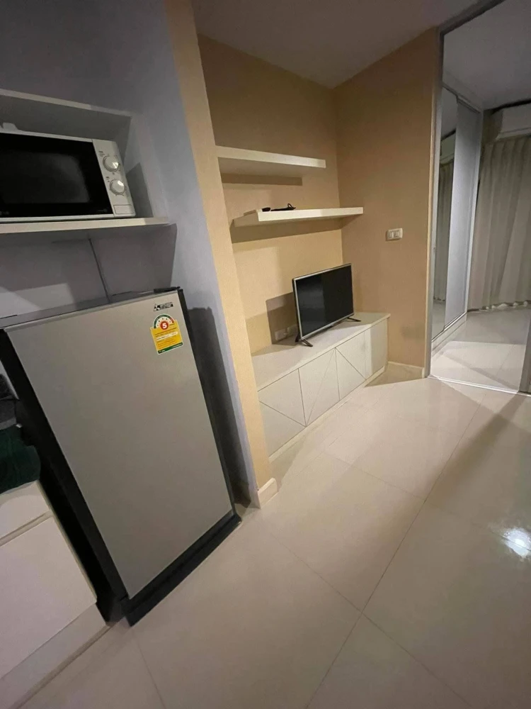 For rent: Swift Condo ABAC Bangna, 8th floor (top floor). Quiet and peaceful atmosphere, not crowded. Book now!