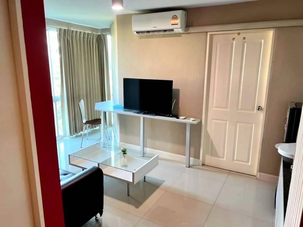 For rent: Swift Condo ABAC Bangna, 5th floor corner unit, fully furnished. Grab it now!