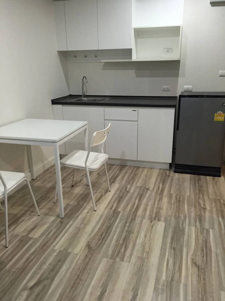 For rent: Sammakorn S9 Condominium, ready to move in, fully furnished, book now.