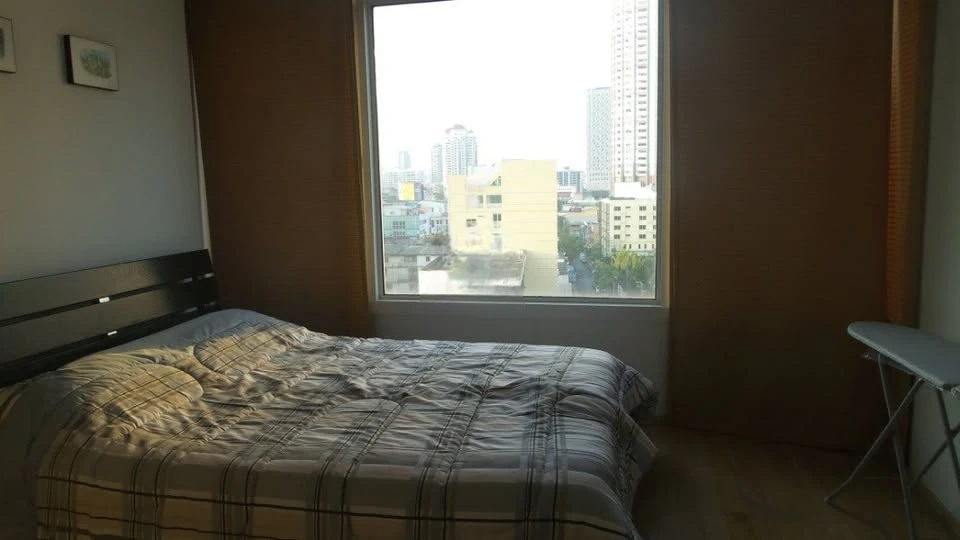 For rent Siri at Sukhumvit, high floor, excellent view, street view, Front corner, fully furnished, move in now, don't hesitate.