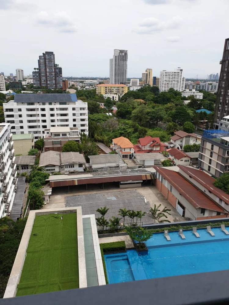 For rent: Siri at Sukhumvit, elegant and stylish. Book now!!