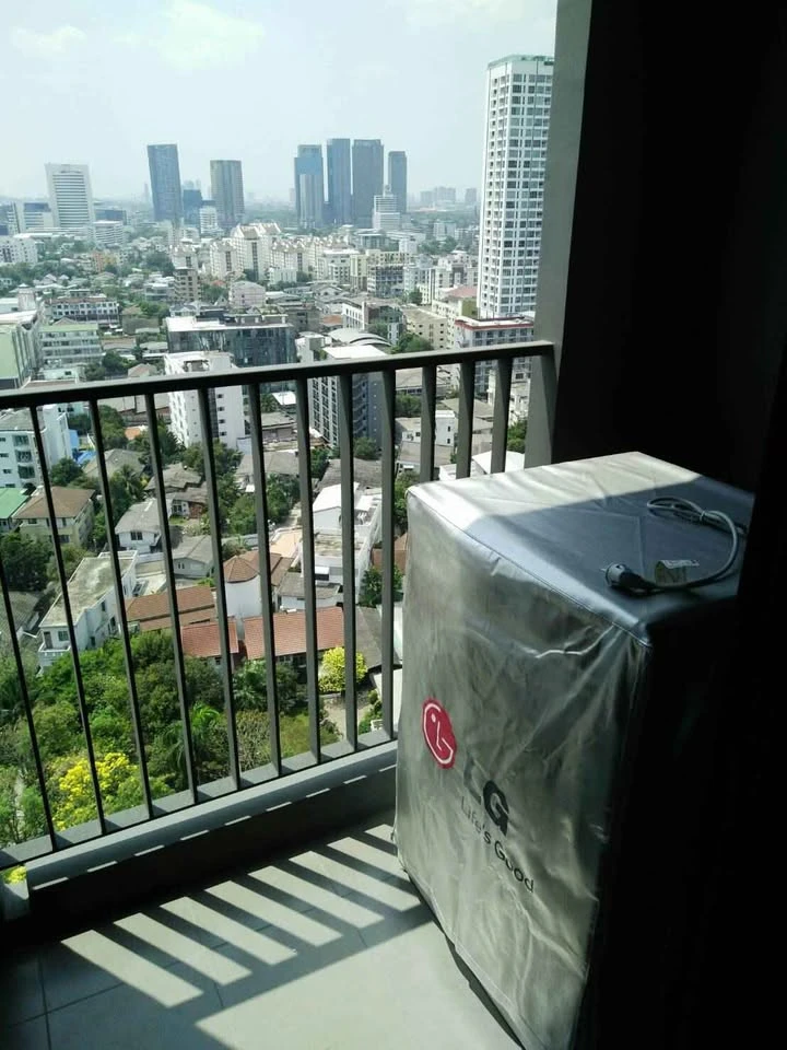 Studio apartment for rent at Chapter One Midtown Ladprao 24, fully furnished. Don't miss out!