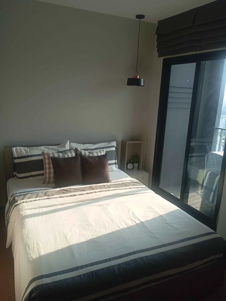 Studio apartment for rent at Chapter One Midtown Ladprao 24, fully furnished. Don't miss out!