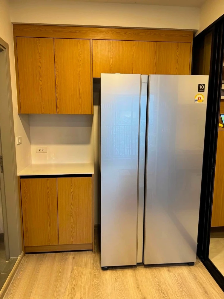 For rent: Origin Plug & Play Sirindhorn Station, spacious corner unit. Pet-friendly! Book now!