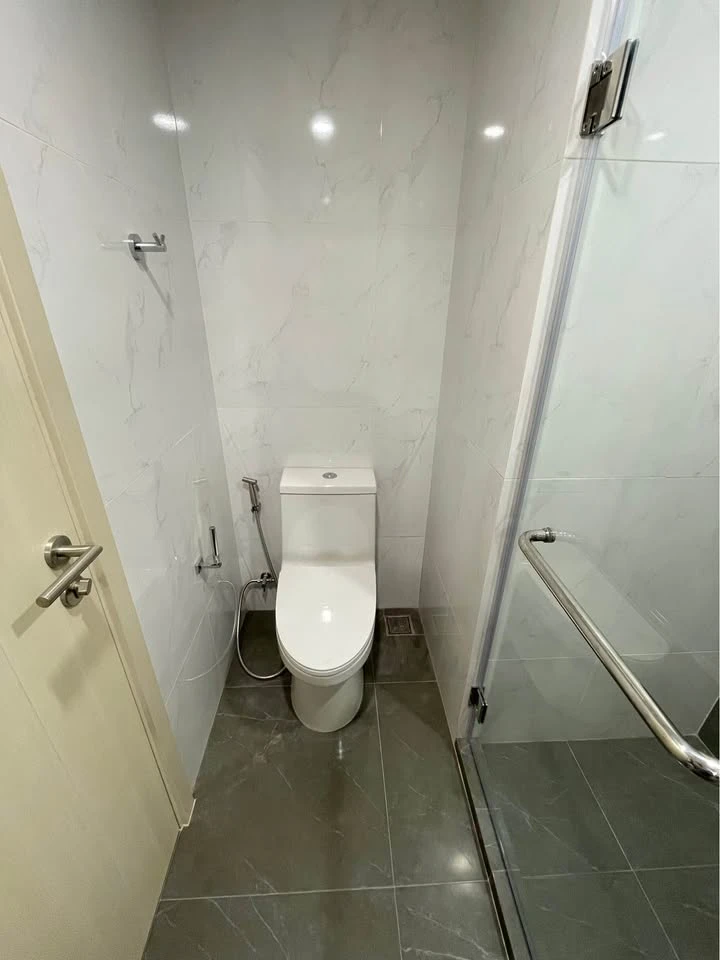 For rent: Origin Plug and Play E22 Station, 3rd floor, fully furnished Ready to move in! Don't miss out!