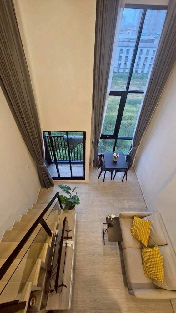 For rent: Origin Plug & Play Ramkhamhaeng Triple Station.