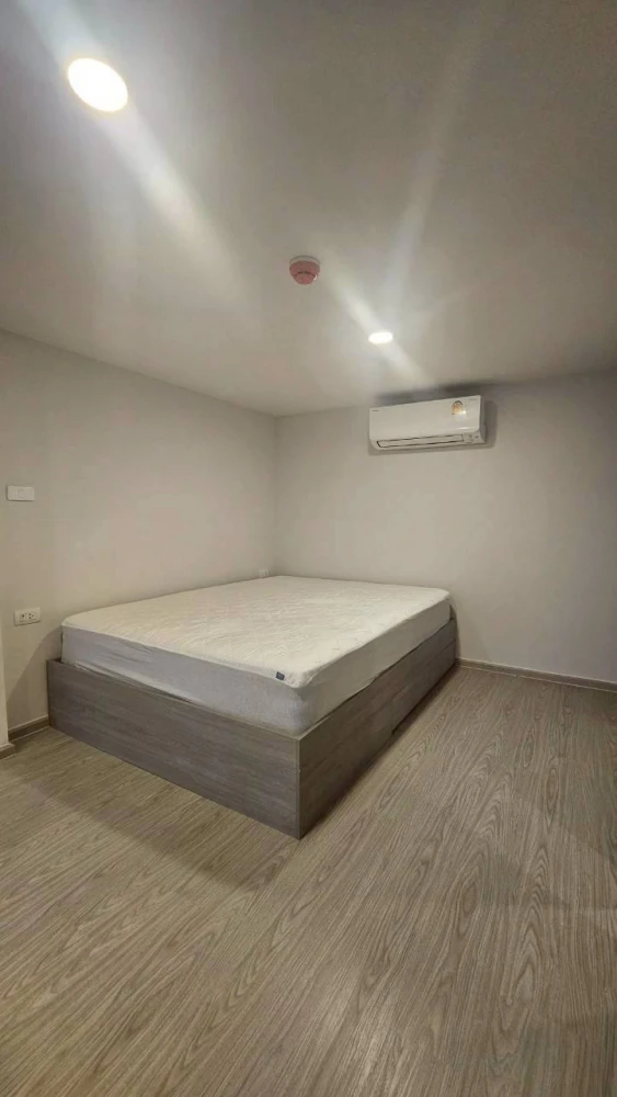 For rent: Origin Plug & Play Ramkhamhaeng Triple Station.