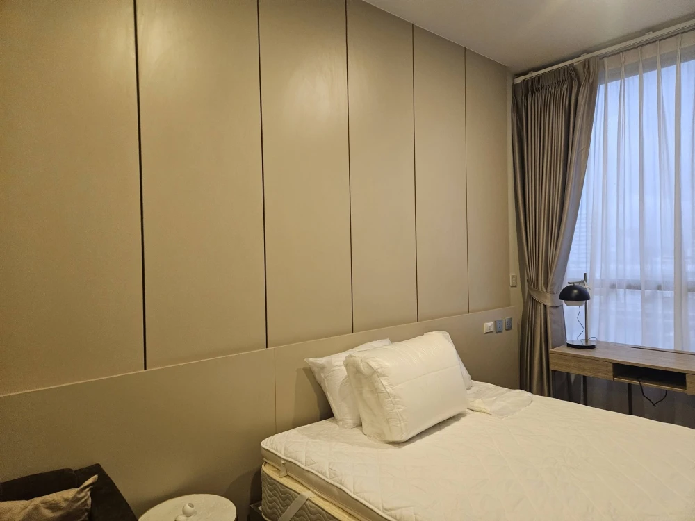For rent: Origin Phaya Thai. The room is equipped with home automation and fully furnished. Ready to move in.