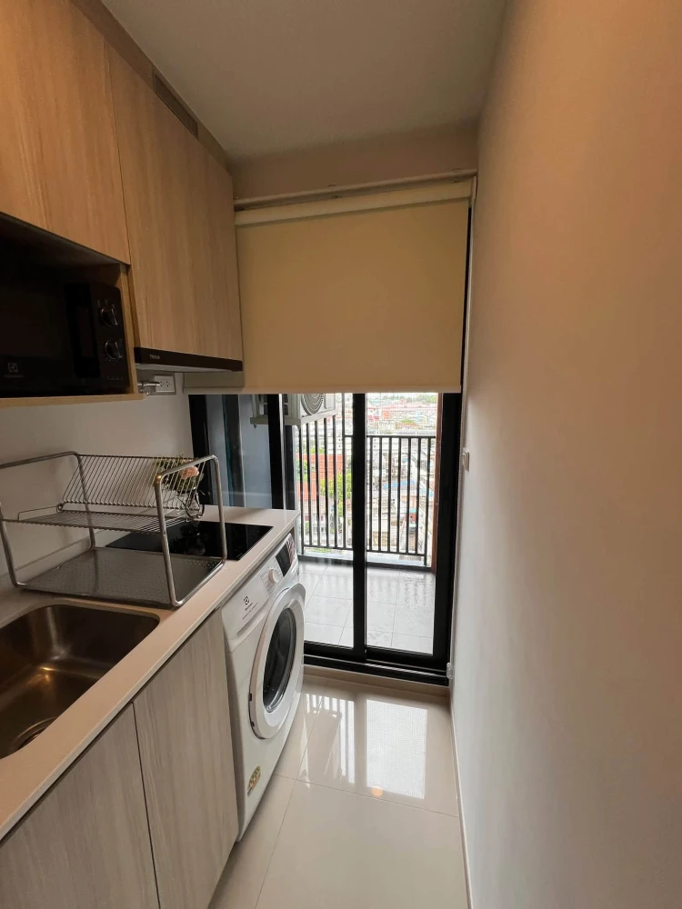 For Rent: Origin Play Bang Khun Non Triple Station. Fully furnished and equipped with all appliances. First come, first served.