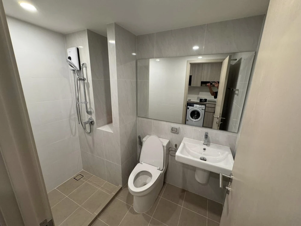For rent: Origin Play Sri Udom Station, open-air pet-friendly condo, corner room, same building as CATROOM, very worth booking